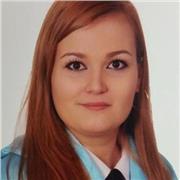 Profesora de Latín, titulada con años de experiencia de clases particulares